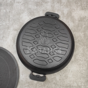 Жаровня чугун 32х6 см, две ручки, чуг. крышка, БИОЛ