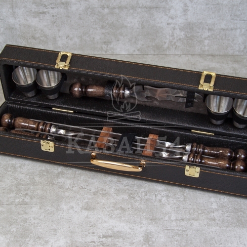 Набор шампуров в кейсе Малый 13 предм. кожзам/4шампура